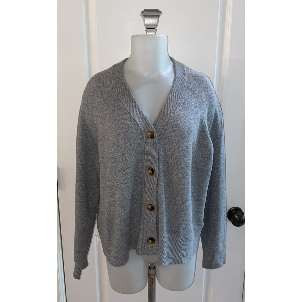 FAHERTY Jackson Button-Up Cardigan Heather Grey Women's Medium V-Neck Sweater